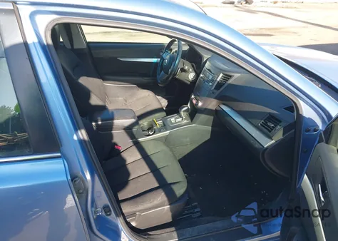 2010 Subaru Legacy 2.5I Premium из США, поврежденный, VIN 4S3BMCC64A3233782